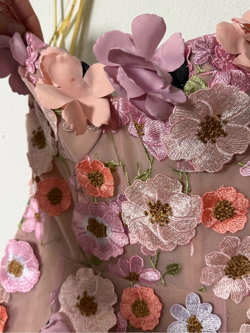 Bronx and Banco Jasmine 3D Floral Embroidered Mermaid Gown Pink M Wedding - Picture 5 of 10